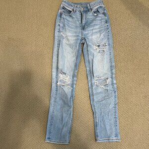 American Eagle Mom Straight Jeans